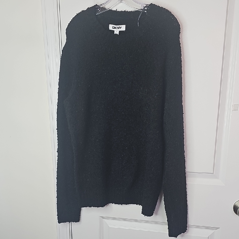 DKNY Men's Classic Black‎ Crewneck Sweater Size S NWT
